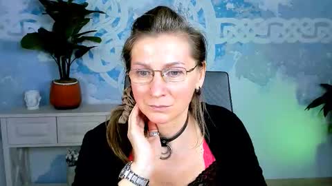 Snapshot of fridatander chatting on 09-19-25, 01:23 Frida Tander online show from 09-19-25, 01:23