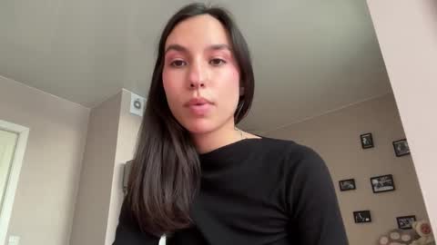 Lina online show from 09-18-25, 01:46