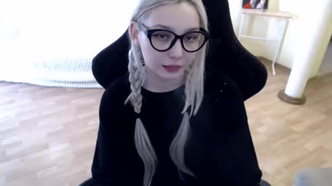 Lilith online show from 02-17-25, 09:46