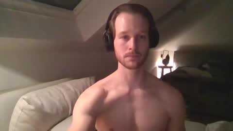 Snapshot of frozenyoga chatting on 02-24-25, 09:20 frozenyoga online show from 02-24-25, 09:20