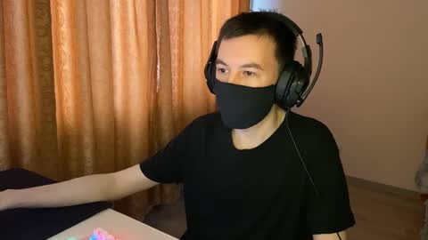 froztai online show from 12-22-25, 06:43