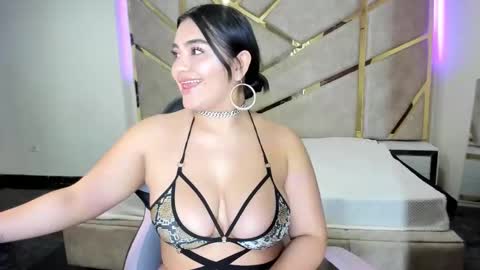 Snapshot of frreya_ chatting on 10-30-25, 02:57 Frreya online show from 10-30-25, 02:57