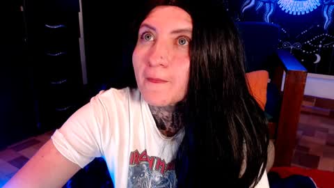 Snapshot of ftmblueyes chatting on 02-02-25, 12:40 HEHIM online show from 02-02-25, 12:40