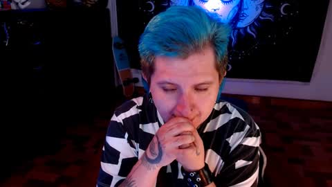 Snapshot of ftmblueyes chatting on 02-02-25, 07:46 HEHIM online show from 02-02-25, 07:46