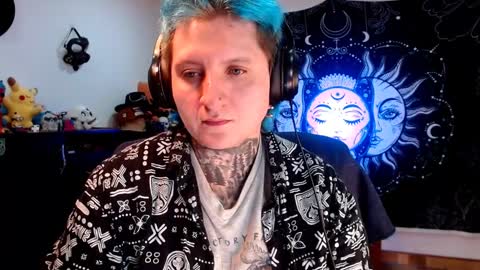 Snapshot of ftmblueyes chatting on 02-05-25, 12:10 HEHIM online show from 02-05-25, 12:10