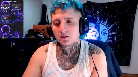 Snapshot of ftmblueyes chatting on 02-08-25, 07:48 HEHIM online show from 02-08-25, 07:48