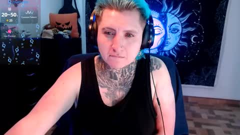 Snapshot of ftmblueyes chatting on 02-15-25, 06:02 HEHIM online show from 02-15-25, 06:02