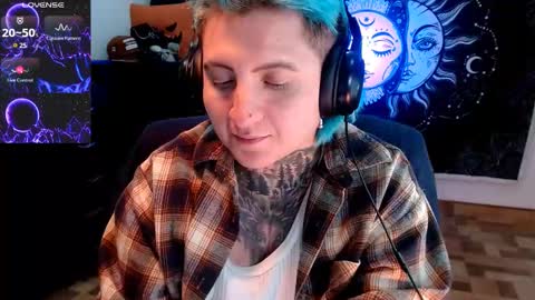 Snapshot of ftmblueyes chatting on 02-18-25, 09:43 HEHIM online show from 02-18-25, 09:43