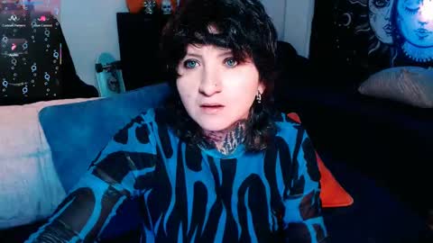 Snapshot of ftmblueyes chatting on 09-13-25, 05:18 HEHIM online show from 09-13-25, 05:18