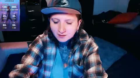 Snapshot of ftmblueyes chatting on 10-05-25, 12:42 HEHIM online show from 10-05-25, 12:42