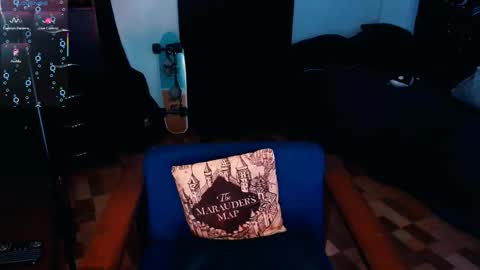 Snapshot of ftmblueyes chatting on 10-14-25, 07:20 HEHIM online show from 10-14-25, 07:20