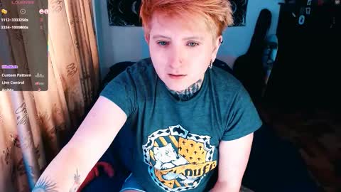 Snapshot of ftmblueyes chatting on 11-03-25, 06:42 HEHIM online show from 11-03-25, 06:42