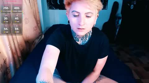 Snapshot of ftmblueyes chatting on 11-04-25, 07:13 HEHIM online show from 11-04-25, 07:13