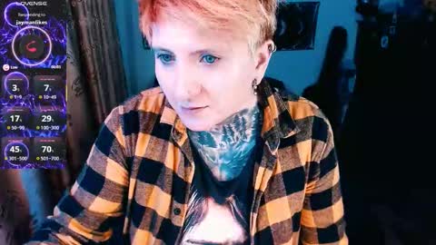 Snapshot of ftmblueyes chatting on 11-08-25, 07:08 HEHIM online show from 11-08-25, 07:08