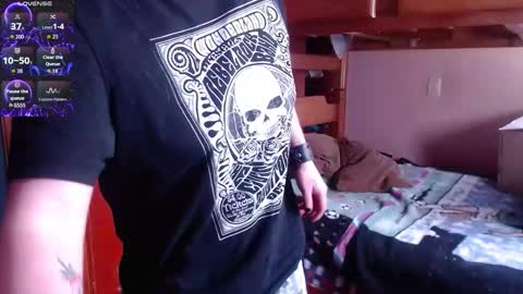 Snapshot of ftmblueyes chatting on 12-02-25, 06:14 HEHIM online show from 12-02-25, 06:14