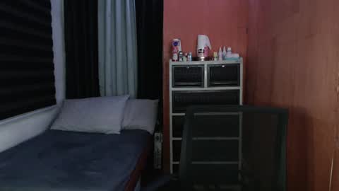 Zack online show from 01-04-25, 01:31