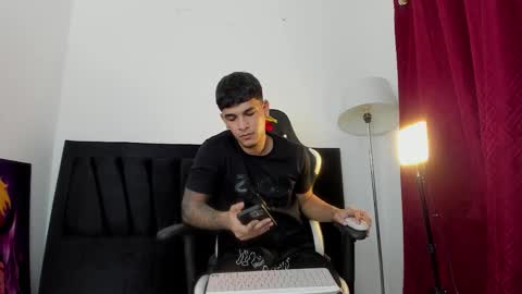 Snapshot of fuckboyca chatting on 10-09-25, 03:59 fuckboyca online show from 10-09-25, 03:59