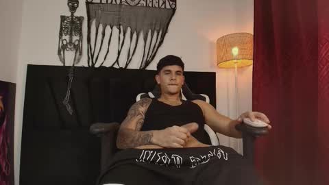 Snapshot of fuckboyca chatting on 10-30-25, 05:42 fuckboyca online show from 10-30-25, 05:42