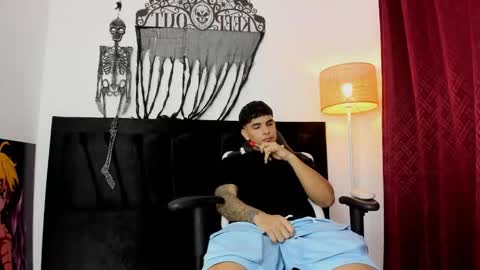 Snapshot of fuckboyca chatting on 11-01-25, 03:19 fuckboyca online show from 11-01-25, 03:19