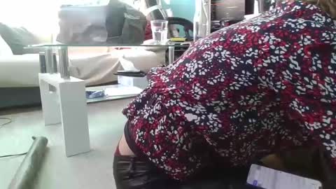 Snapshot of fuckhard4you chatting on 12-24-24, 02:44 La online show from 12-24-24, 02:44