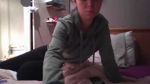 Snapshot of fuckhard4you chatting on 01-17-25, 08:44 La online show from 01-17-25, 08:44