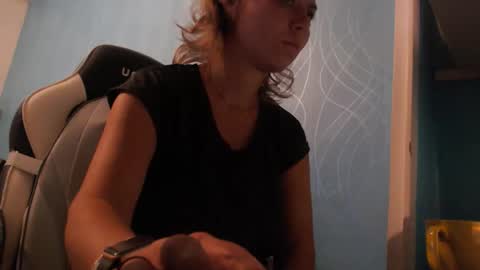 Snapshot of fuckhard4you chatting on 09-11-25, 07:47 La online show from 09-11-25, 07:47