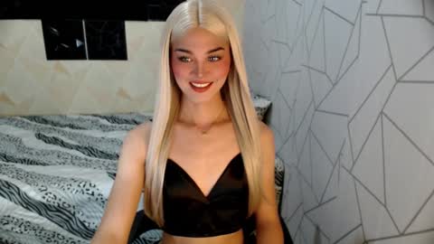 MISS IVANA online show from 01-06-26, 02:26