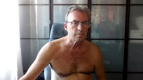 Snapshot of fuldaflyst4 chatting on 06-20-26, 11:57 fuldaflyst4 online show from 06-20-26, 11:57