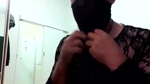 Snapshot of full4cefull chatting on 01-18-25, 10:28 Pizzaz online show from 01-18-25, 10:28