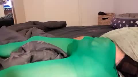 Snapshot of full4cefull chatting on 01-23-25, 02:39 Pizzaz online show from 01-23-25, 02:39