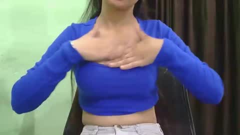 Snapshot of full_fun_girl55 chatting on 10-31-25, 04:57 full_fun_girl55 online show from 10-31-25, 04:57