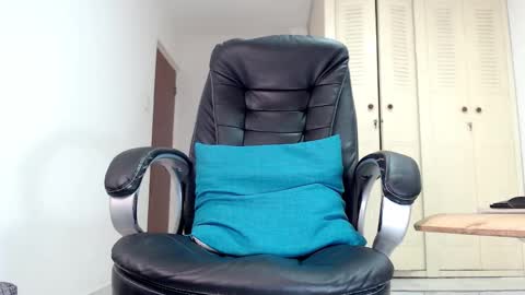 Andres. online show from 11-22-25, 08:46