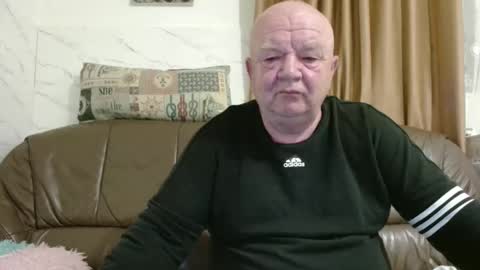 fullballs6 online show from 03-18-26, 02:47