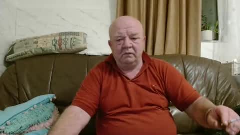 fullballs6 online show from 04-10-26, 02:28