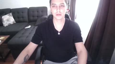 Snapshot of fululandready chatting on 12-30-24, 08:04 fullandready online show from 12-30-24, 08:04