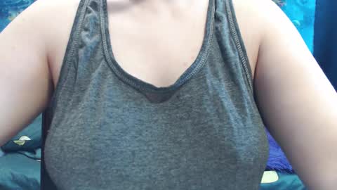 Snapshot of fun_expa chatting on 02-09-25, 01:03 Sola online show from 02-09-25, 01:03