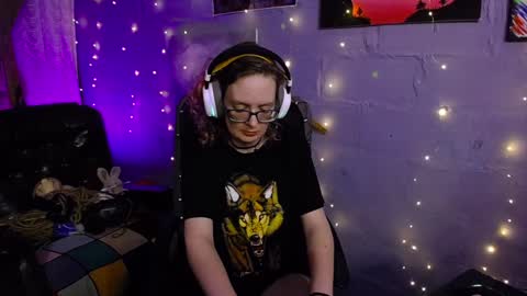 Princess Nellie  Captain Simon online show from 12-16-24, 08:58