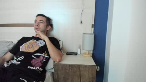 Snapshot of funcouple1985 chatting on 03-11-25, 09:15 Sammygirl tommy guy friends with benefits online show from 03-11-25, 09:15