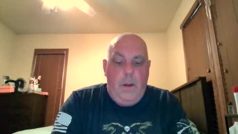 Snapshot of funguywi45 chatting on 04-28-26, 01:38 funguywi45 online show from 04-28-26, 01:38