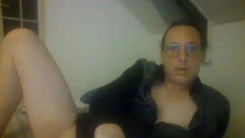 Snapshot of funneltunnel chatting on 06-26-26, 02:38 funneltunnel online show from 06-26-26, 02:38