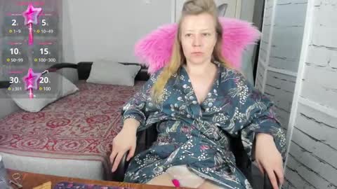 funny_bunny4 online show from 02-27-25, 06:42