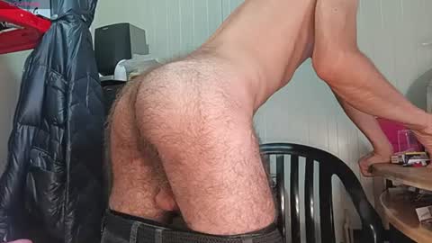 Italian men online show from 07-24-26, 04:05