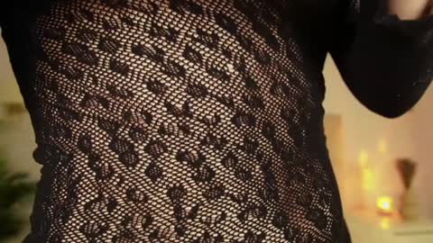 Snapshot of funny_to_see_you_here chatting on 01-24-25, 04:06 Katy Noel - online show from 01-24-25, 04:06