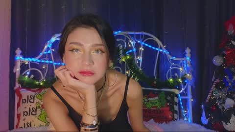 Snapshot of funny_whotsss chatting on 01-14-25, 11:27 Tiffany online show from 01-14-25, 11:27