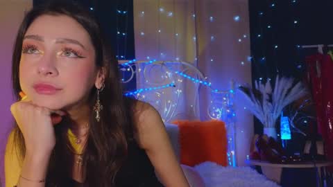 Snapshot of funny_whotsss chatting on 02-03-25, 12:47 Tiffany online show from 02-03-25, 12:47