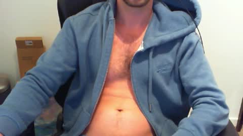 YWhiteNiceMan online show from 10-14-25, 08:31