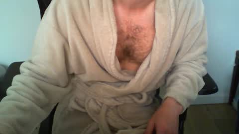 YWhiteNiceMan online show from 05-17-26, 08:12