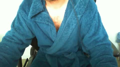 YWhiteNiceMan online show from 05-18-26, 08:31