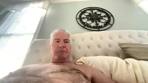 Funoldguy online show from 11-19-25, 01:44
