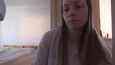 Snapshot of funservice chatting on 11-18-25, 08:41 funservice online show from 11-18-25, 08:41